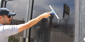 commercial-window-cleaning-avondale